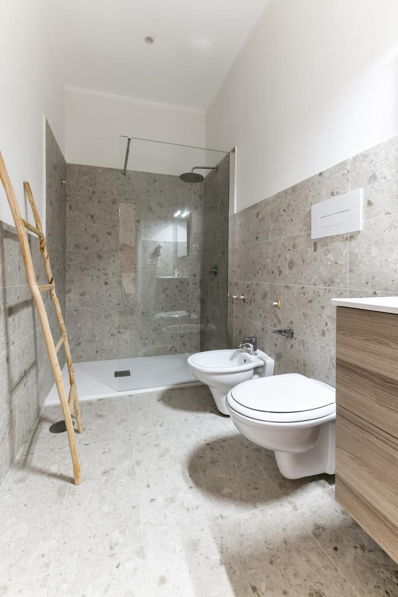 Tarsia 42 Suites Napoli Bagian luar foto