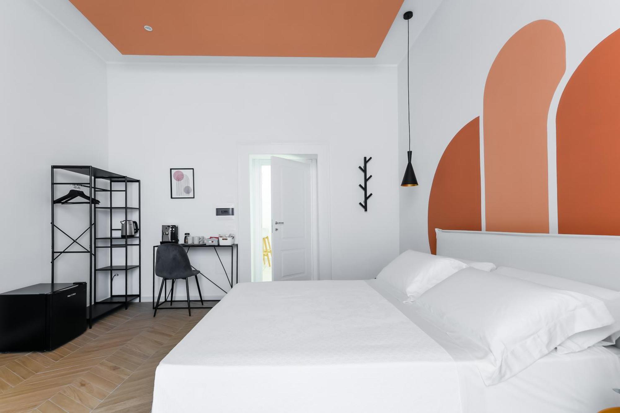 Tarsia 42 Suites Napoli Bagian luar foto